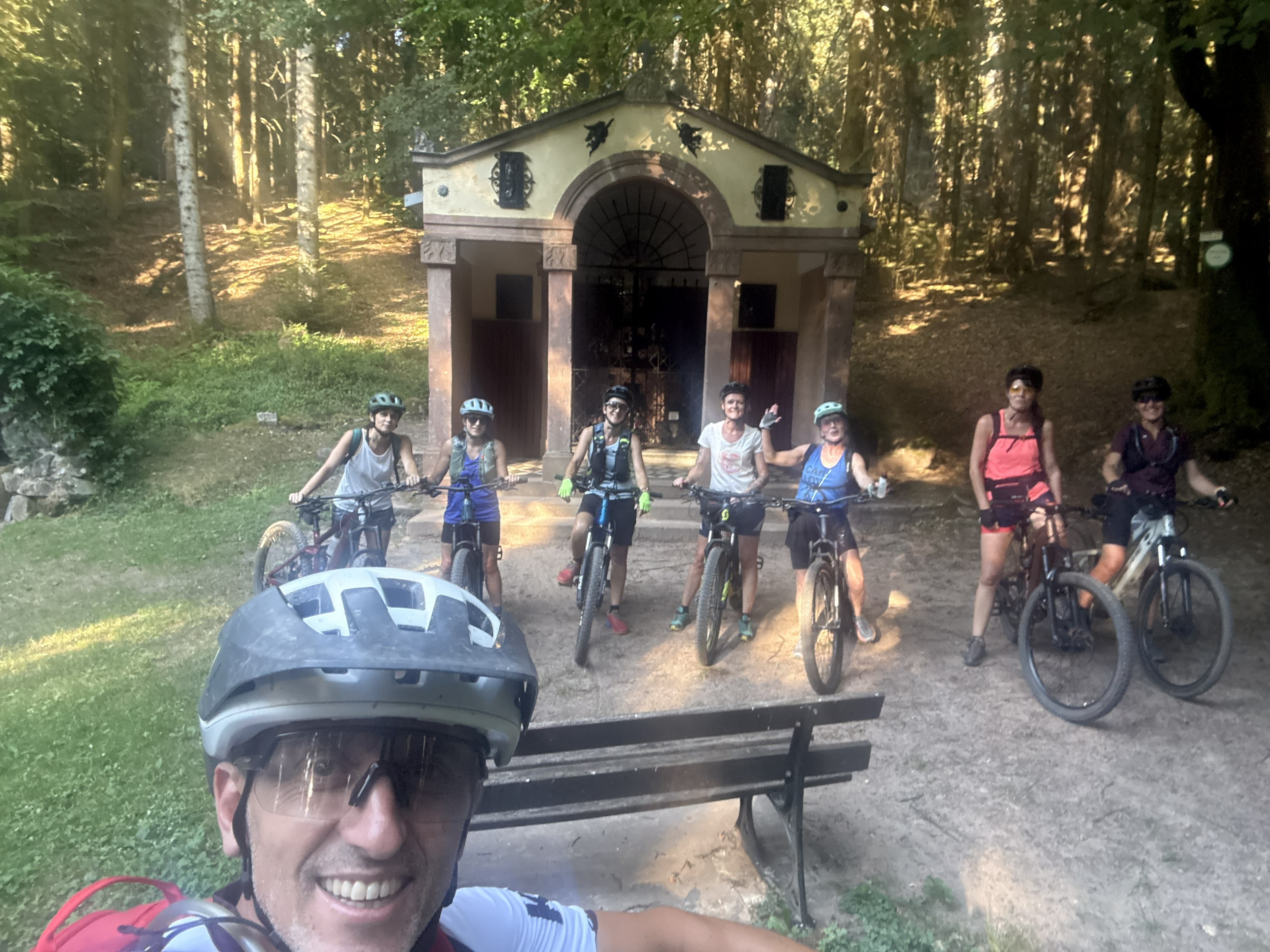 Sortie crépuscule en VTT électrique : 7 participantes et un final gourmand en pleine nature